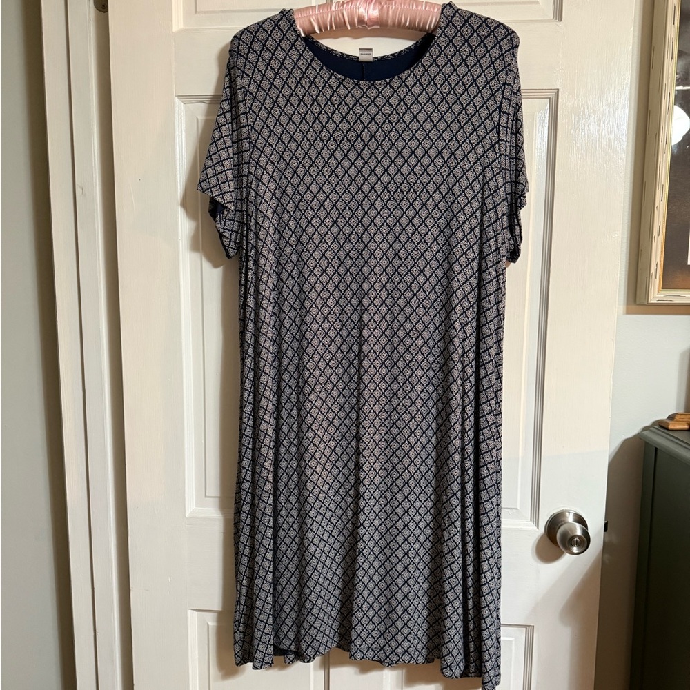 Navy and White Geometric Pattern Dress Old Navy Stretchy Soft XXL
